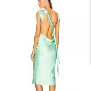 The Bar Max Dress in Verde